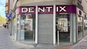 Acude al dentista y dejan su tratamiento sin acabar: ahora un juez pide una lluvia de euros para la paciente