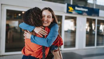 Adiós a las despedidas emotivas en los aeropuertos: se impone un tiempo límite que lo cambia todo y altera a todos