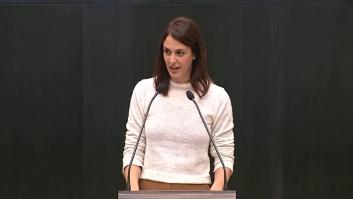 Rita Maestre señala a la bancada del PP de Almeida por reírse mientras habla de Errejón