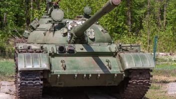 Rusia manda 28 tanques sacados del cine al campo de batalla