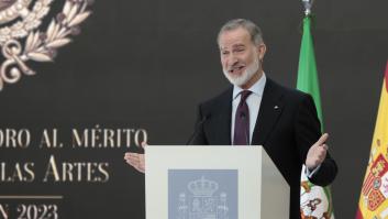 Acaba de cantar 'Estopa', Felipe VI coge el micrófono y suelta una frase que hace partirse a todos