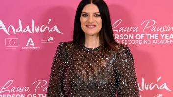 La reacción de Laura Pausini tras su aparatosa caída del escenario