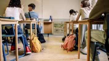 Una profesora de instituto deja una frase para enmarcar al oír a los niños llamar "mandonas" a las niñas