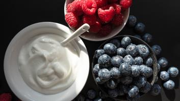 Un nutricionista descoloca con su respuesta a si es mejor merendar fruta o yogur