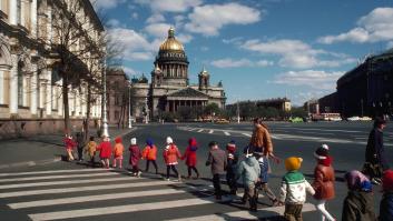 Putin vuelve a subir el precio de los niños rusos: paga miles de euros por bebé