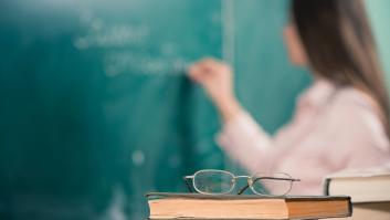 Llama al alumno por su nombre elegido en lugar de por su nombre legal y la profesora es despedida: "La primera vez que pasa"