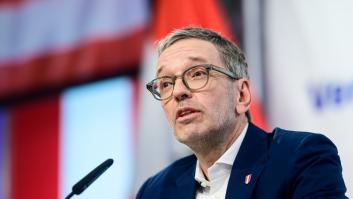El presidente de Austria recibirá este lunes al líder ultranacionalista Kickl, quien podría convertirse en el próximo canciller del país