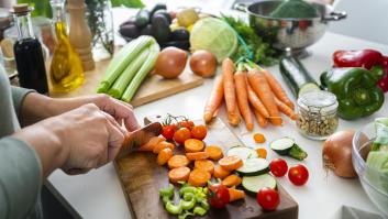 Médicos desvelan las 7 verduras que devoran el azúcar en sangre: todas ellas están disponibles en España