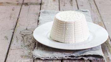 Ni mozzarella ni feta: descartan que el queso sea veneno para el colesterol y piden consumir el que vende Mercadona por 1,80 euros