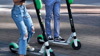 Cambian el régimen de visitas a un padre por llevar a su hija en patinete sin medidas de protección