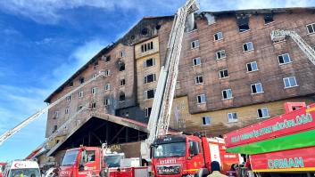 Al menos 76 muertos en el incendio de una estación de esquí en Bolu (Turquía)