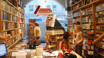 La policía israelí allana la librería palestina más conocida de Jerusalén y detiene a sus dueños