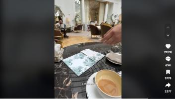 Acude al Hotel Ritz de Madrid, pide un café y lo que paga provoca cientos de reacciones