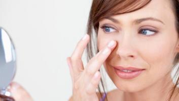 Adiós al color oscuro de las ojeras: un producto que no supera los 7 euros es la solución