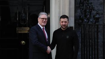 Starmer ofrece una calurosa bienvenida a Zelenski tras su enfrentamiento con Trump: "Eres muy, muy bienvenido"