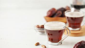 Parece café, huele a café y sabe a caramelo: el sustituto del desayuno lleno de energía hecho con el fruto olvidado de las abuelas