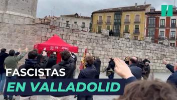 Falangistas cantan el 'Cara al sol' y hacen el saludo nazi en pleno centro de Valladolid