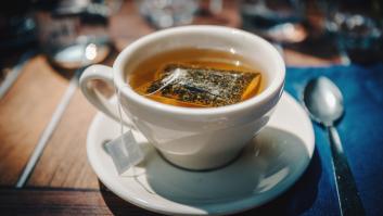 Pocas personas saben que el acto que muchos hacen antes de desayunar o tomar una infusión puede estar contraindicado
