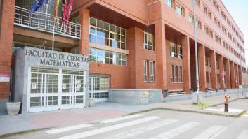 Encierro nocturno en la Complutense de Madrid contra los recortes de Díaz Ayuso