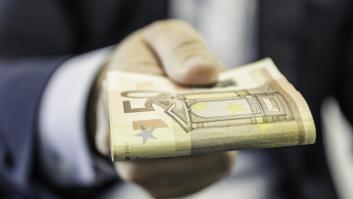 Piden a los turistas británicos que visitan España no caer en la trampa de los billetes de 50 euros desde julio