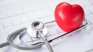 Acude al médico por antecedentes de infartos, revisan su colesterol en una analítica y la cardióloga da una lección que puede salvar vidas
