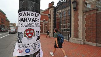 Harvard contraataca: denuncia al Gobierno Trump por congelar sus fondos para investigación