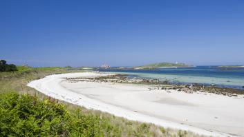 Reino Unido pone la lupa en esta pequeña isla situada 45 kilómetros y la compara así con la costa de España