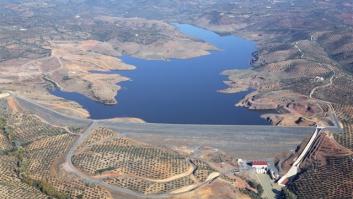 Una nueva autopista del agua conecta a 44.000 habitantes con el agua potable