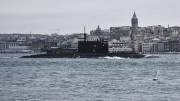 Captan imágenes de dos submarinos cerca de la frontera con Rusia: un experto militar explica qué está pasando