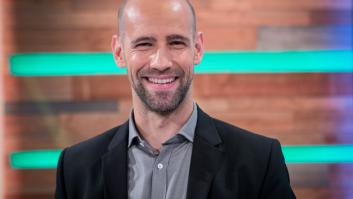 Gonzalo Miró hace algo poco habitual en él cuando le preguntan por Felipe González