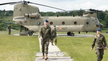 Felipe VI visita al grupo de combate español de la OTAN que hace frente a Rusia