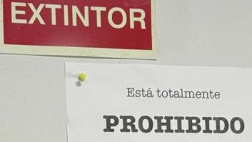 Algo grave ha tenido que pasar en este bar para tener que acabar colgando este cartel