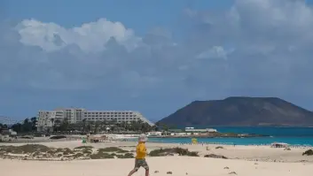 Recorre media España, se topa con este precioso pueblo pesquero y deja Madrid para mudarse allí
