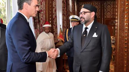 Foto de archivo del presidente del Gobierno, Pedro Sánchez, y el rey de Marruecos, Mohamed VI.