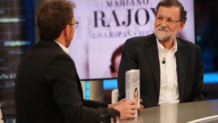 Pablo Motos y Rajoy en 'El Hormiguero'. 