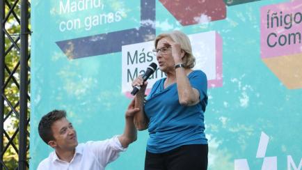 La alcaldesa de Madrid y candidata a la reelección, Manuela Carmena, y el candidato de Más Madrid a la presidencia de la Comunidad de Madrid, Íñigo Errejón.