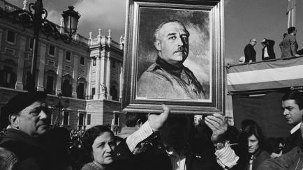 Nostálgicos de Franco conmemoran el sexto aniversario de su muerte. 