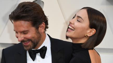 Bradley Cooper con Irina Shayk en la gala de los Oscar de 2019.