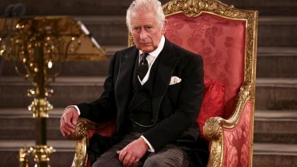 El rey Carlos III en la Gran Sala de Westminster