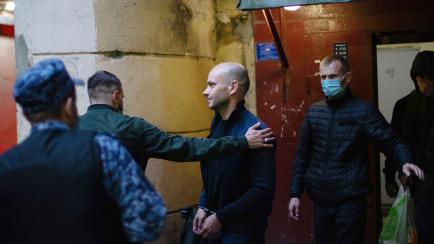 Andrei Pivovarov, jefe del movimiento Rusia Abierta, es arrestado en San Petersburgo.