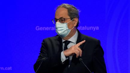 Catalonia's regional president Quim Torra gives a press conference in Barcelona on July 27, 2020. - The number of COVID-19 cases has tripled in two weeks in Spain, with nearly half of all new cases in Catalonia. (Photo by Pau BARRENA / AFP) (Pho...