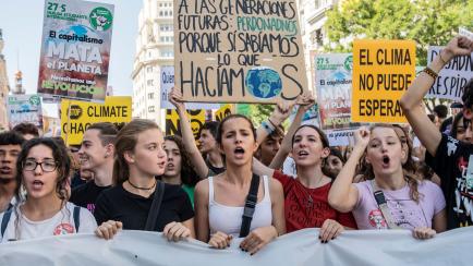 MADRID, SPAIN - 2019/09/27: It is the first strike in which much of society joins the youth of Fridays For Future. In addition to this movement, all environmental NGOs, major unions, Extinction Rebellion, various cooperation organizations. (Phot...