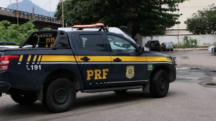 Vehículo de la Policía Federal de Tráfico (PRF) de Brasil.