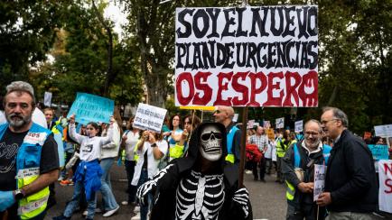 Manifestación por la sanidad pública y contra el nuevo plan de urgencias extrahospitalarias, en Madrid, el 22 de octubre de 2022.  