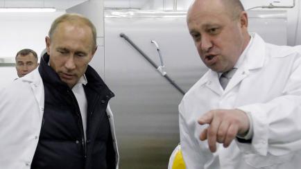 El oligarca ruso Yevgeni Prigozhin y el presidente ruso, Vladimir Putin. 
