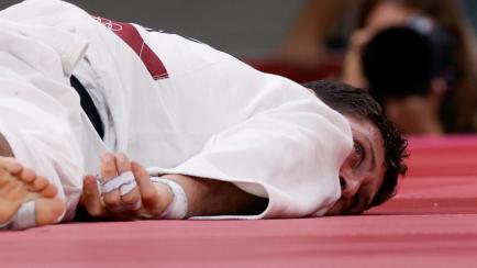 'Nico Shera', derrotado sobre el tatami