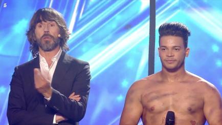 Santi Millán junto a JL Robot, concursante de 'Got Talent'.