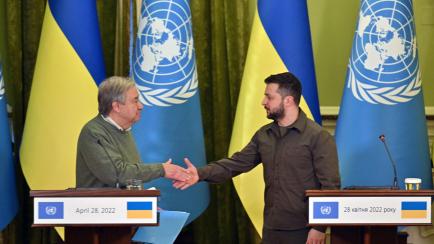 Volodimir Zelenski recibe en Kiev a Antonio Guterres.