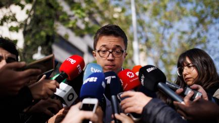 Íñigo Errejón, a las puertas de los juzgados en Plaza Castilla, en Madrid.