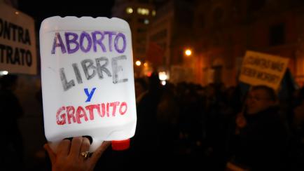 Una pancarta en una manifestación en favor del derecho al aborto, en una imagen de archivo.